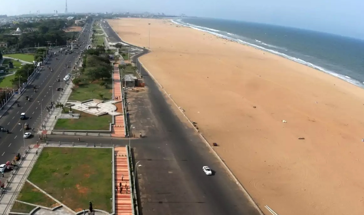chennai marina beach.jpg